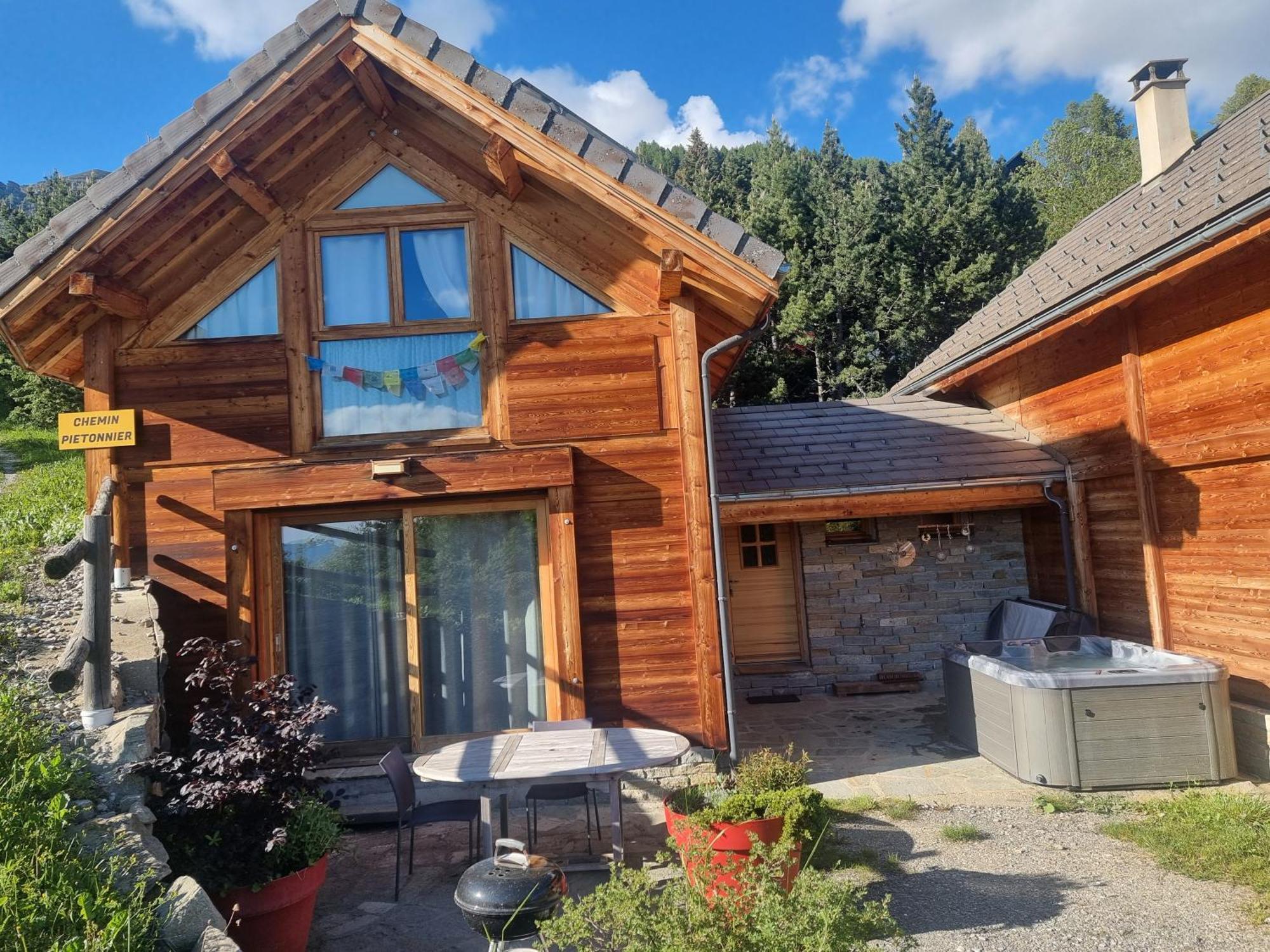 Chalet 6 Pers Avec Spa, Terrasse Plein Sud A Saint-Michel-De-Chaillol - Fr-1-393-22 Rom bilde
